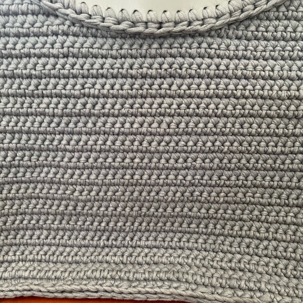 Mizele Handmade Leather & Knit Bag - Picture 4 of 13